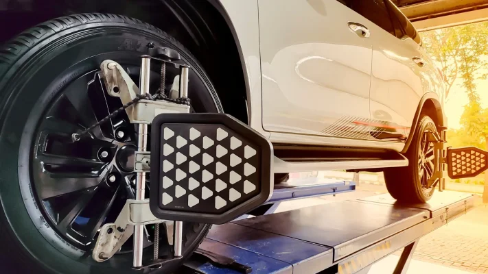 Alignment and Suspension Signs to Watch For